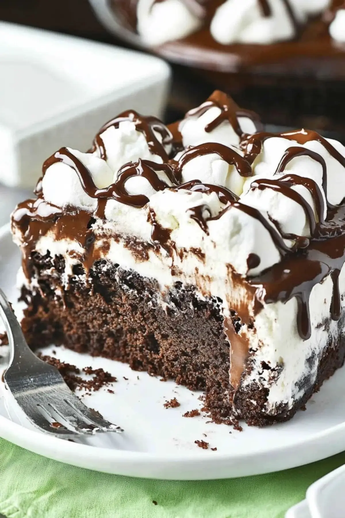 Marshmallow Chocolate Poke CakeEasy Shepherds Pie