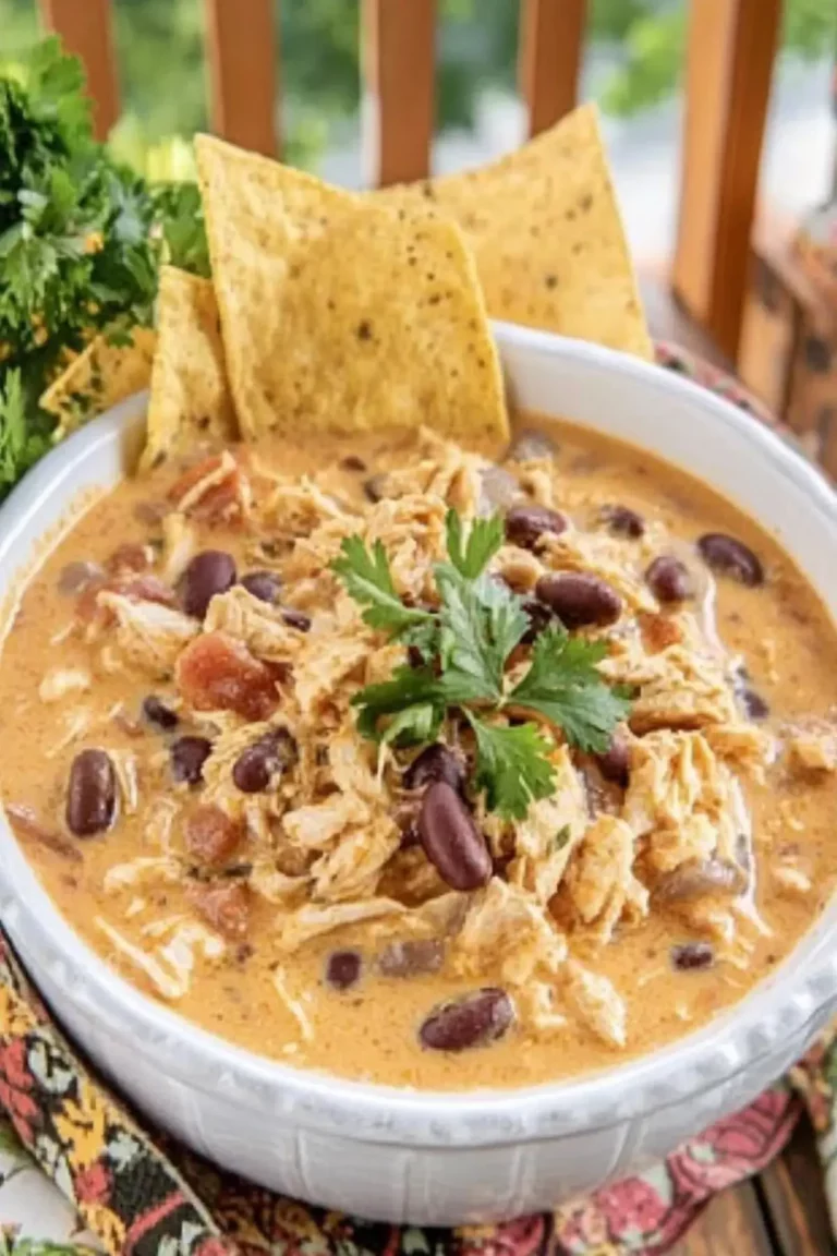 Slow Cooker Cream Cheese Crack Chicken Chili