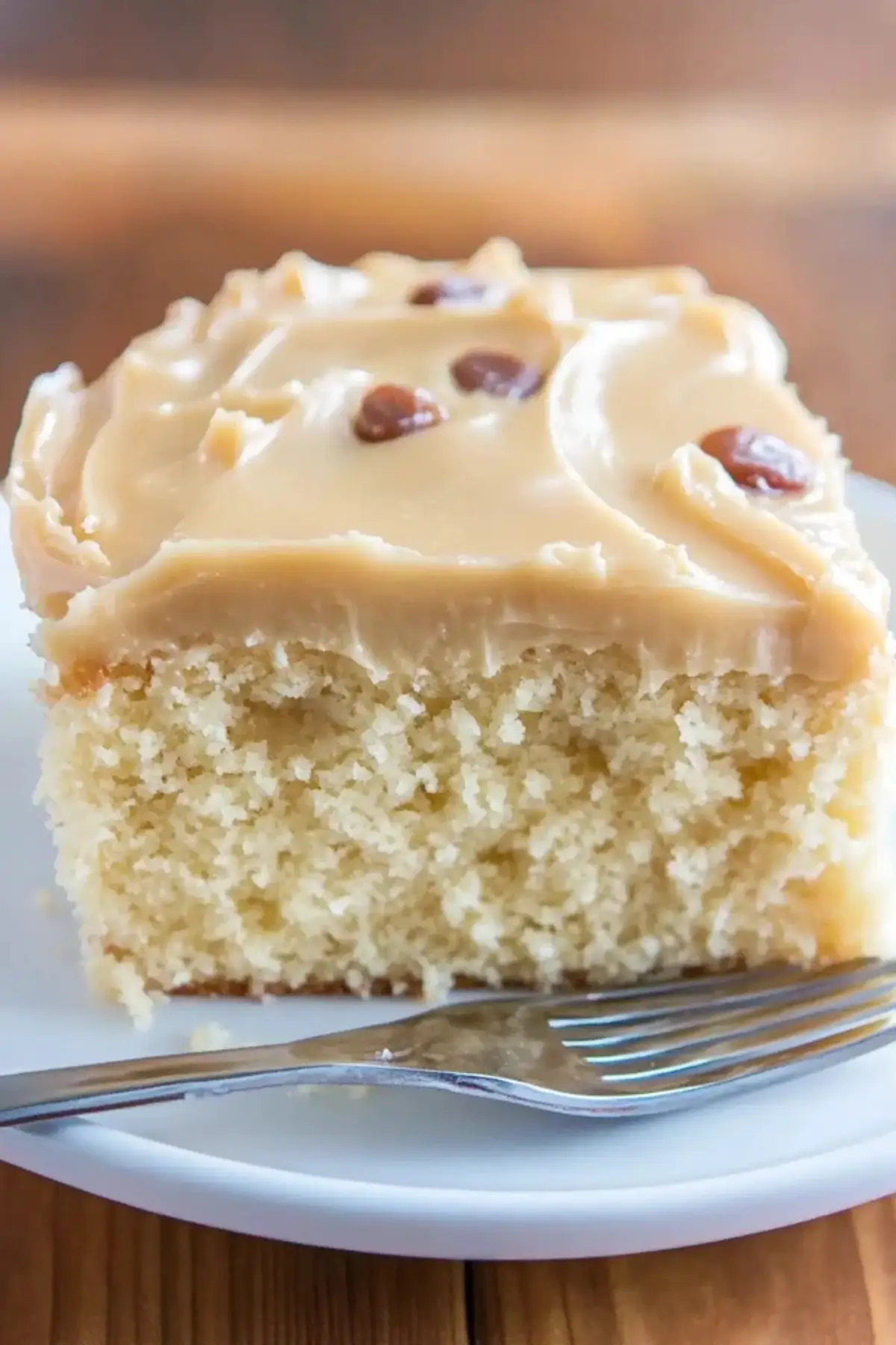 Vanilla Cream Cake with Quick Caramel Frosting