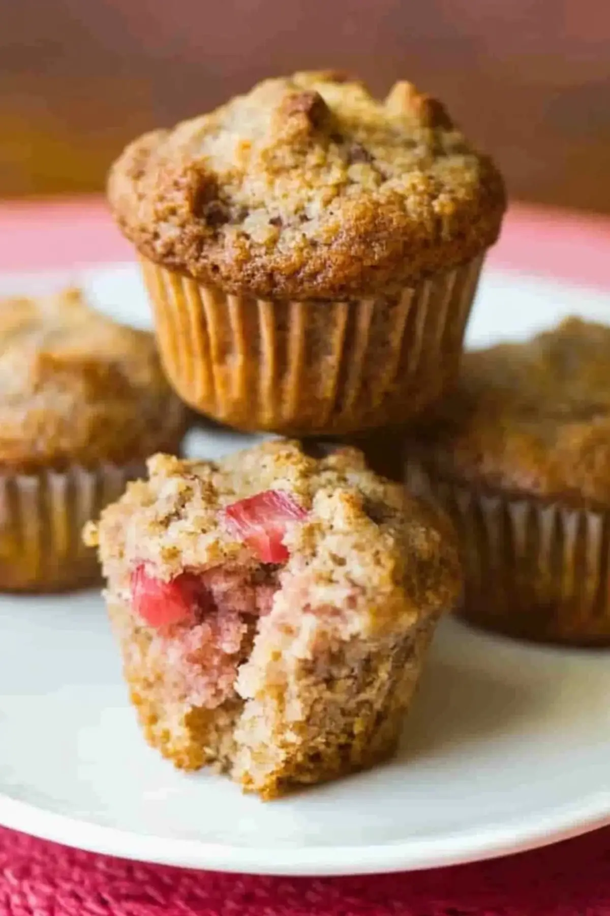 Cinnamon Rhubarb Muffins