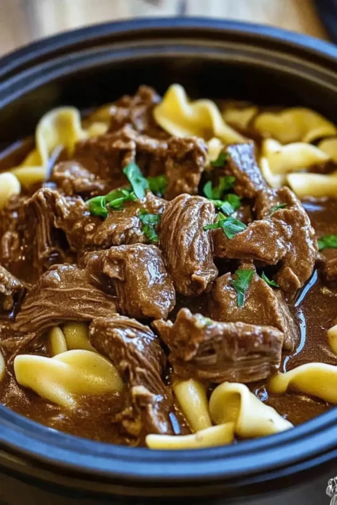 Slow Cooker Beef and Noodles