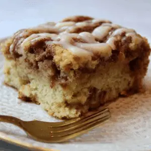 Apple Cinnamon Sheet Cake