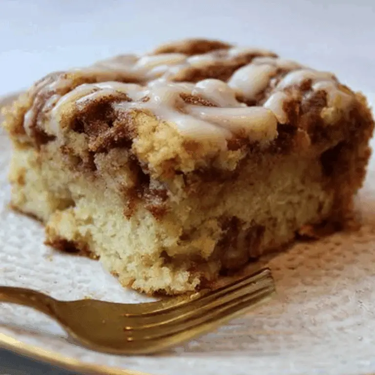 Apple Cinnamon Sheet Cake