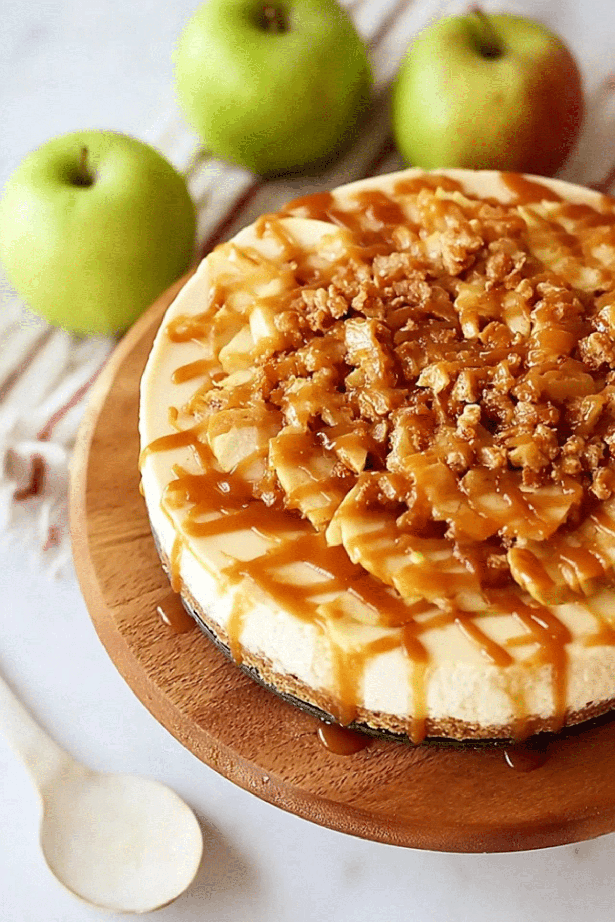 Caramel Apple Cheesecake