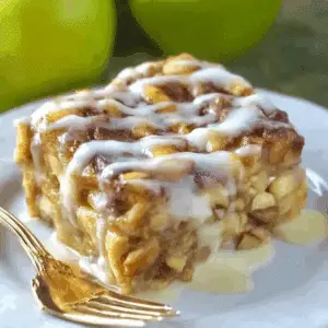 Caramel Apple Cinnamon Roll Lasagna