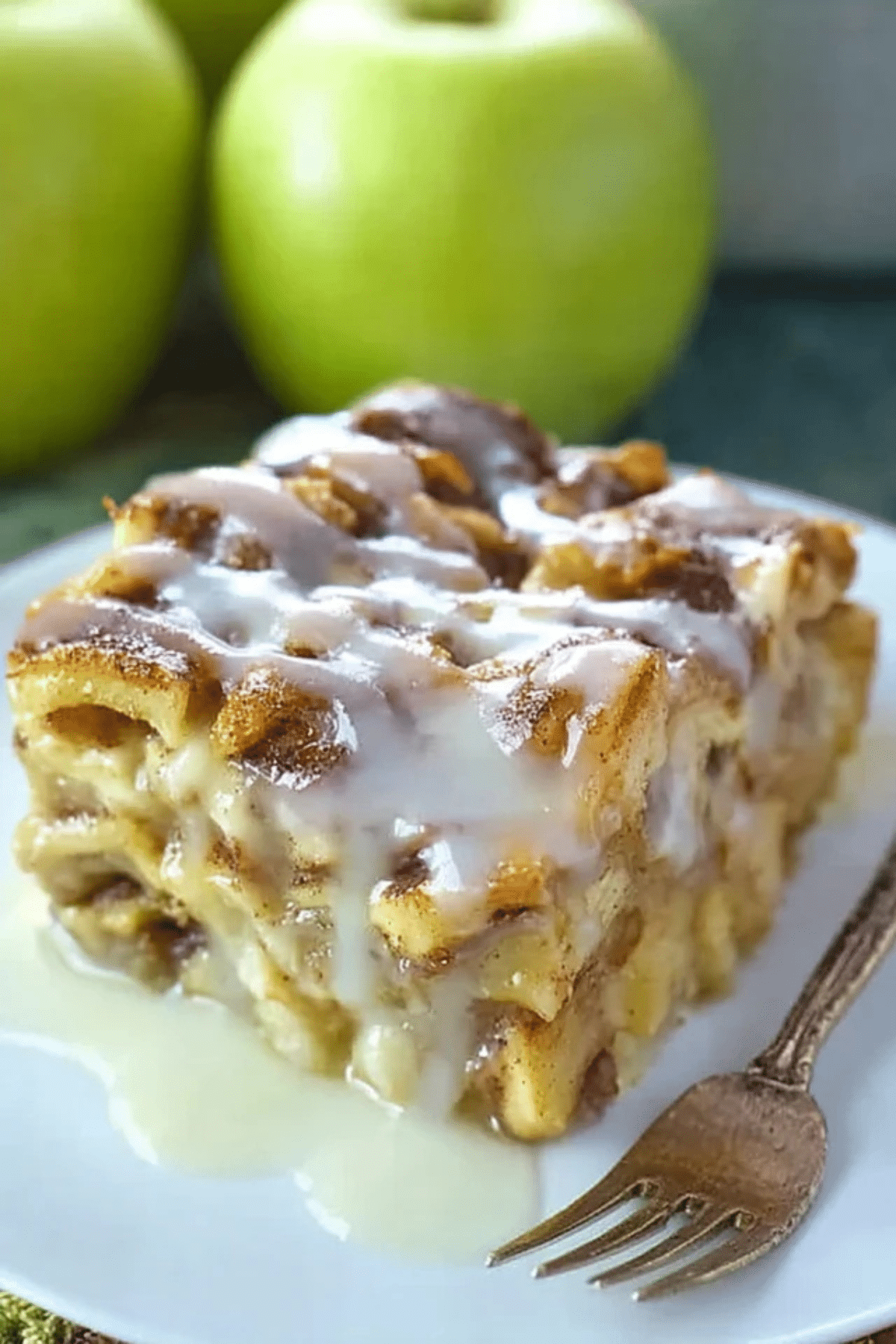 Caramel Apple Cinnamon Roll Lasagna