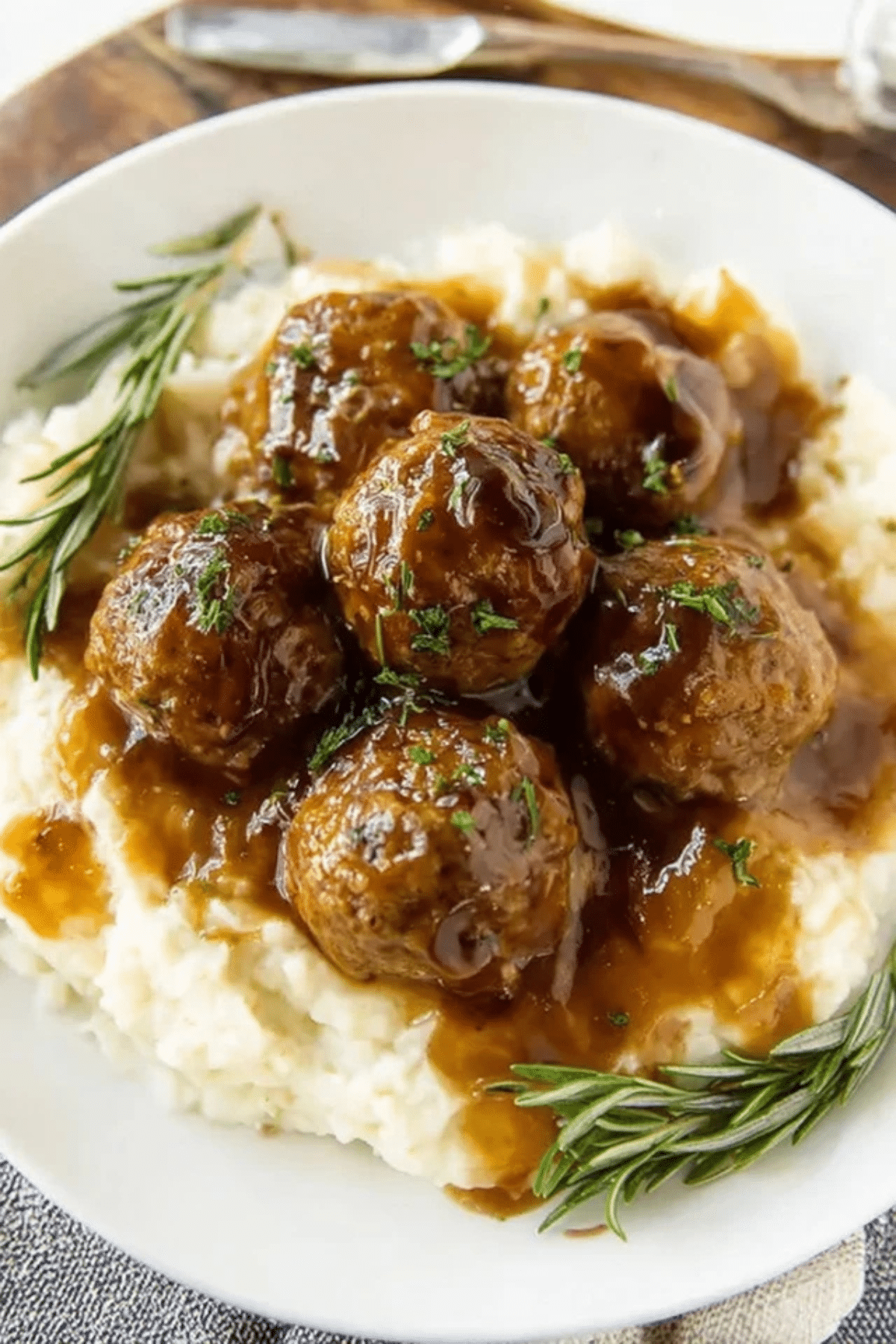 Meatballs and Gravy