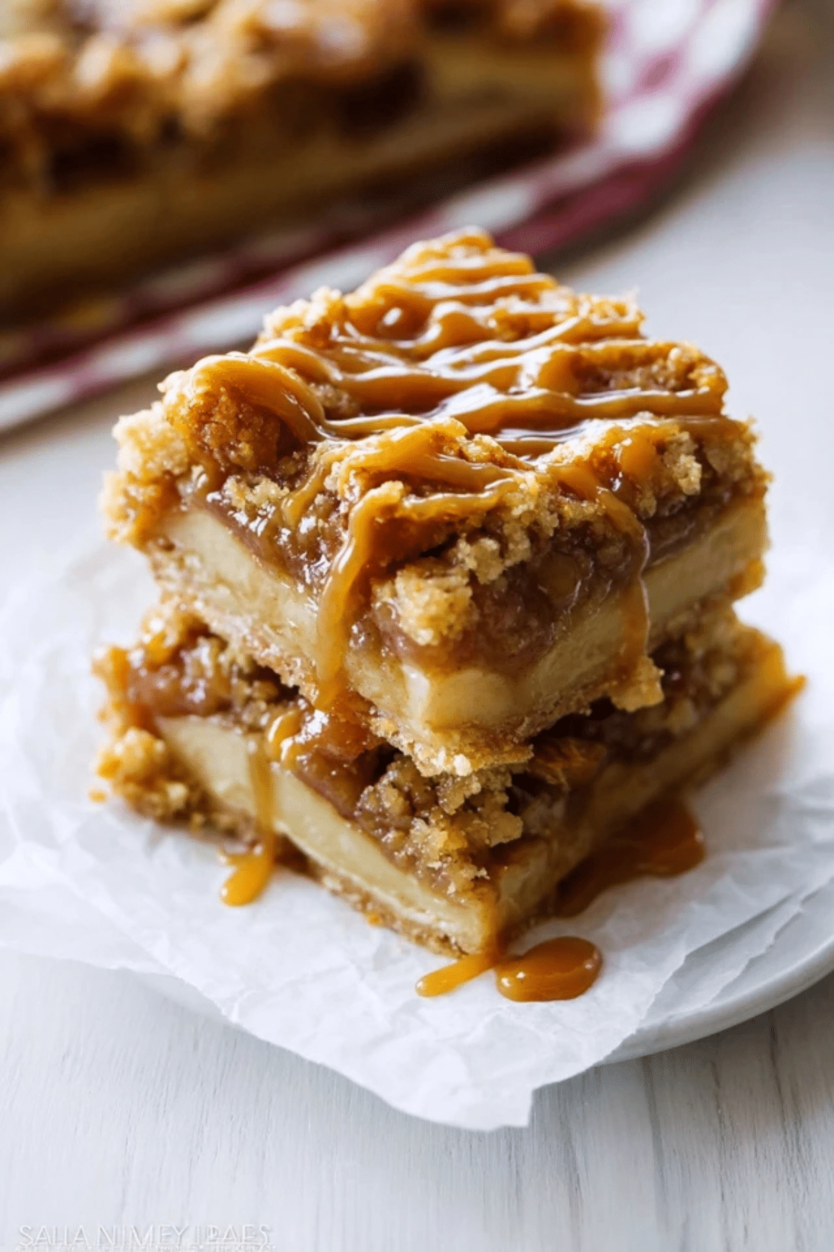 Salted Caramel Apple Pie Bars 