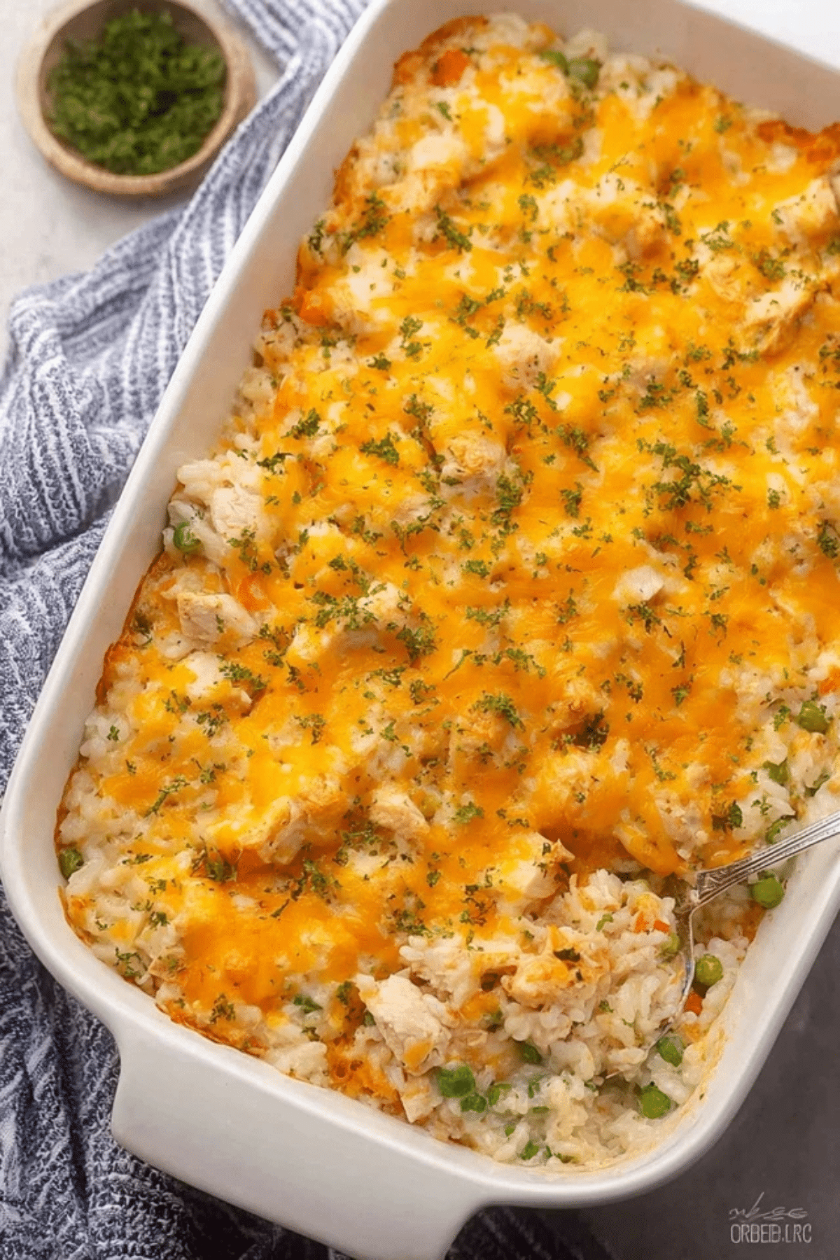 Cheesy Chicken and Rice Casserole