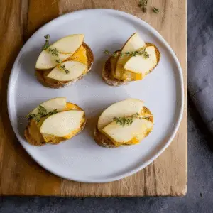 Smoked Gouda & Apple Crostini