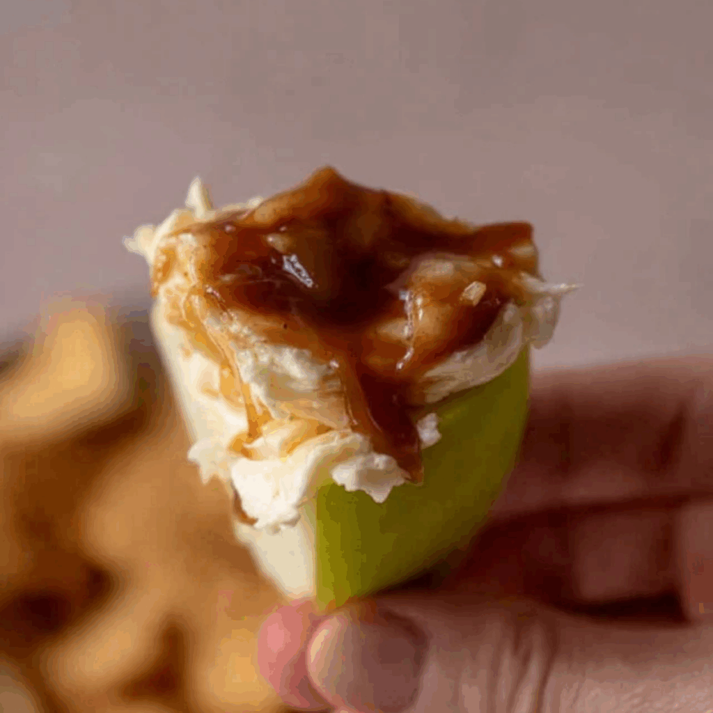 caramel apple cheesecake dip