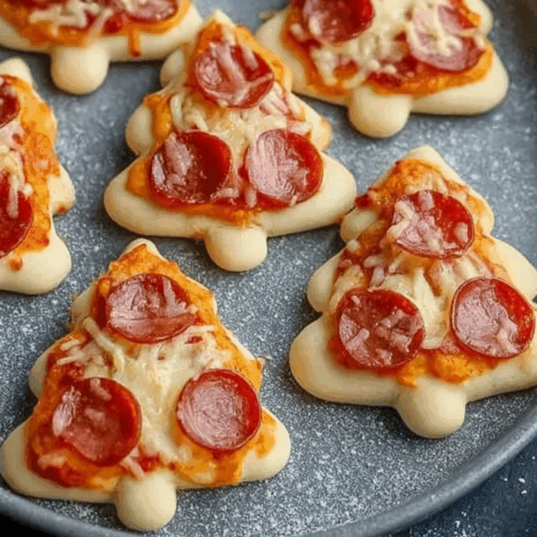 Christmas Tree Mini Pizzas