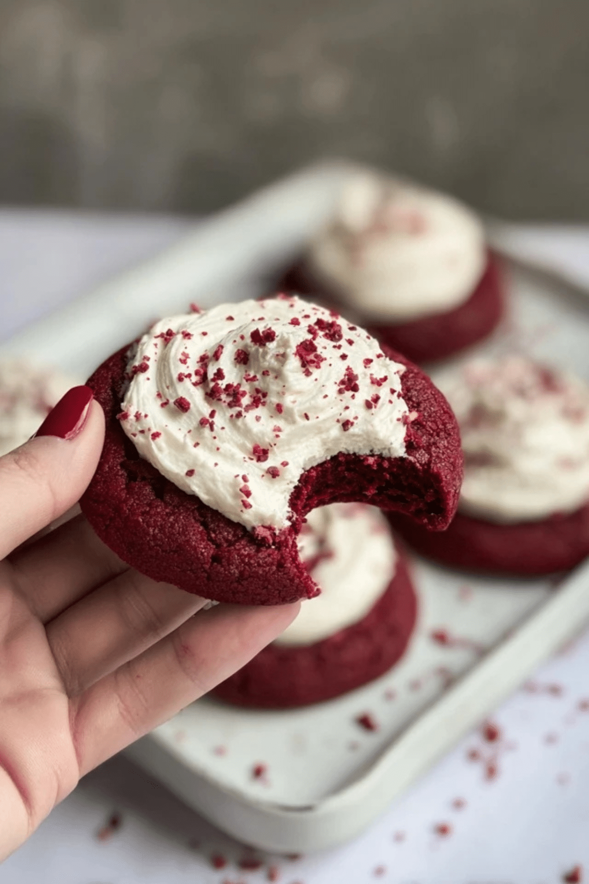 Crumbl Copycat Red Velvet Cookies (1)