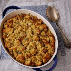 Old-Fashioned Cornbread Dressing