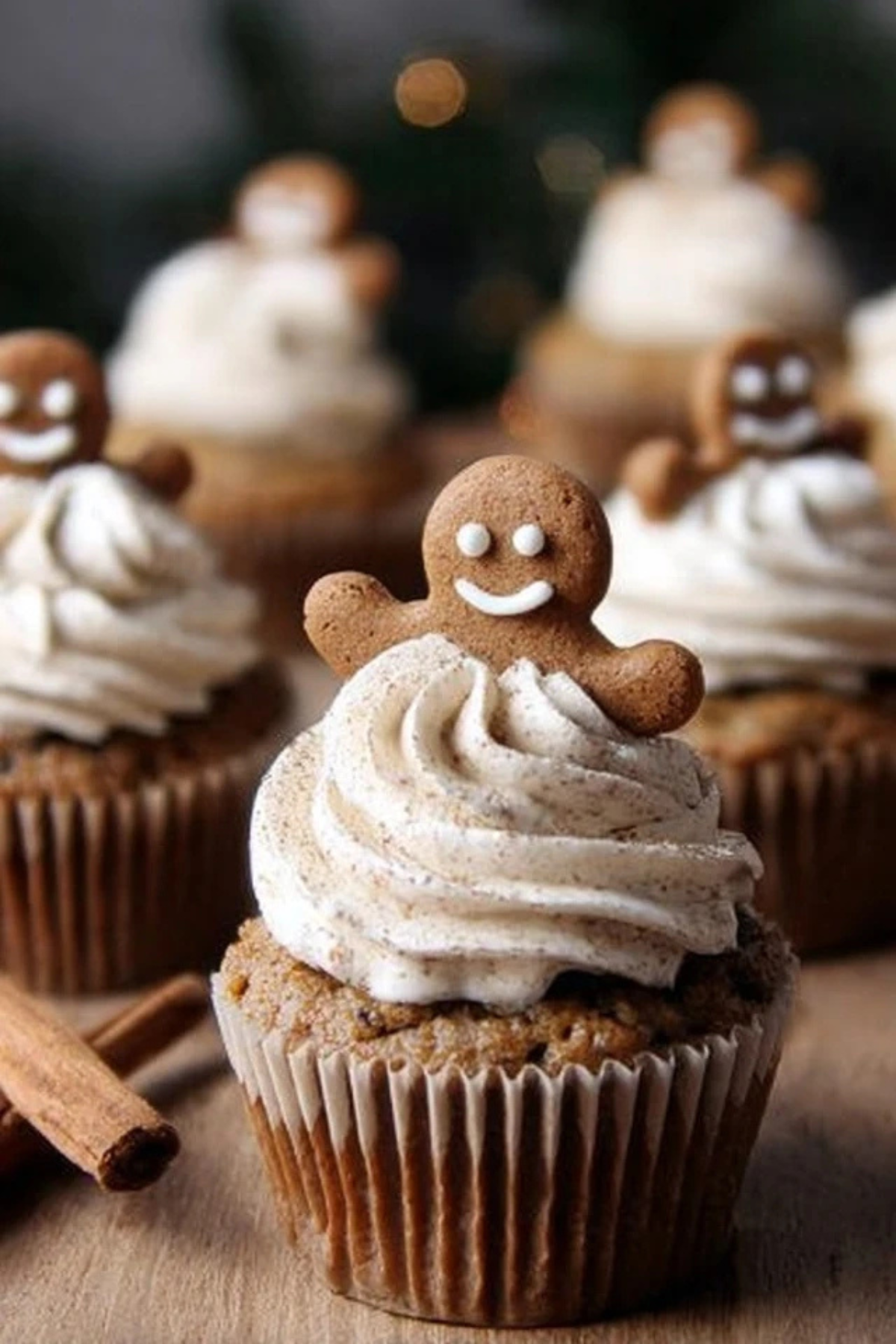 Soft Gingerbread Cupcakes