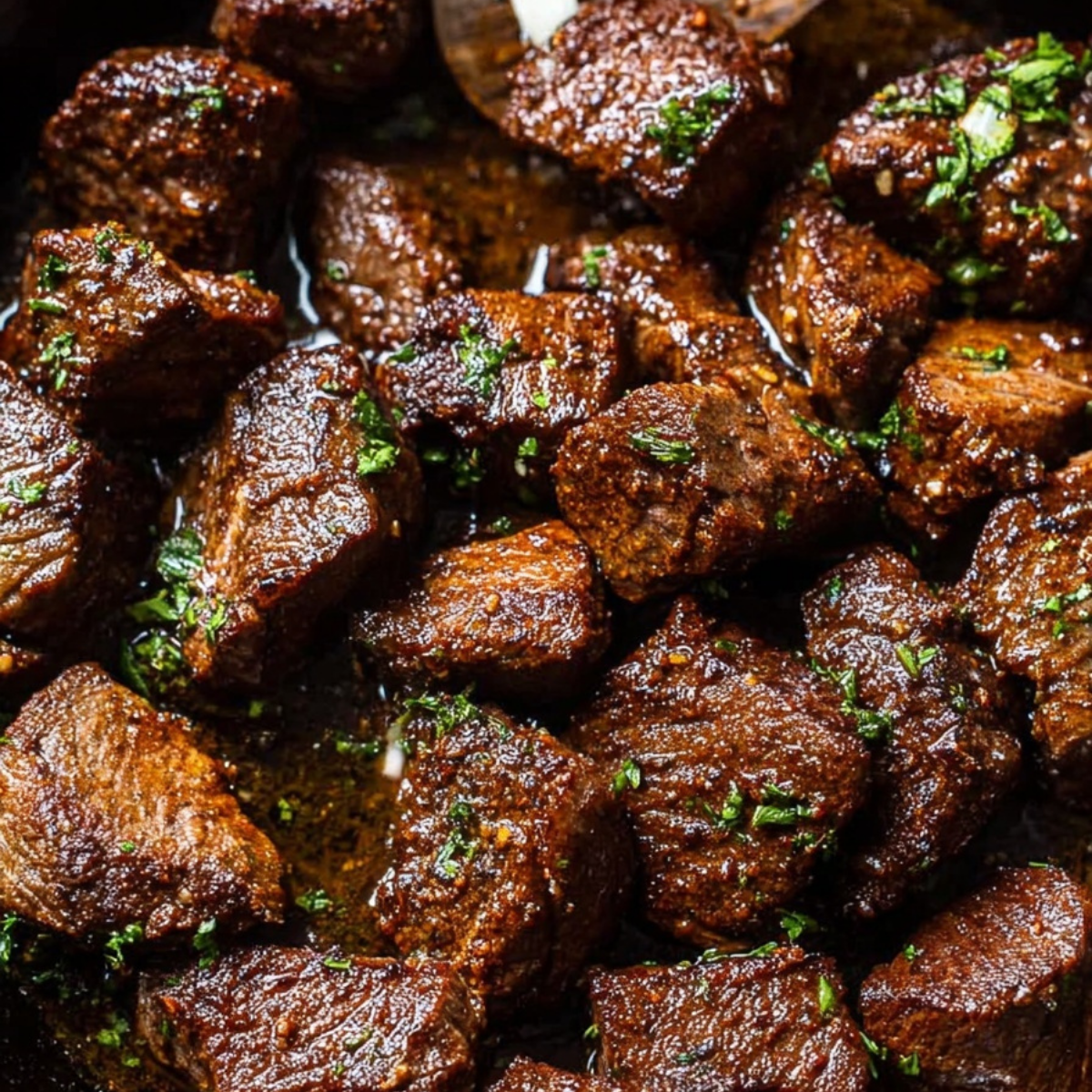 Cajun Garlic Butter Steak Bites