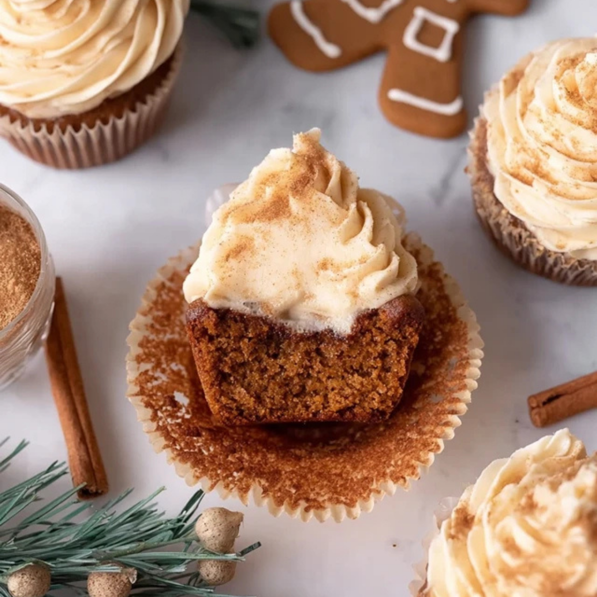 Gingerbread Latte Cupcakes
