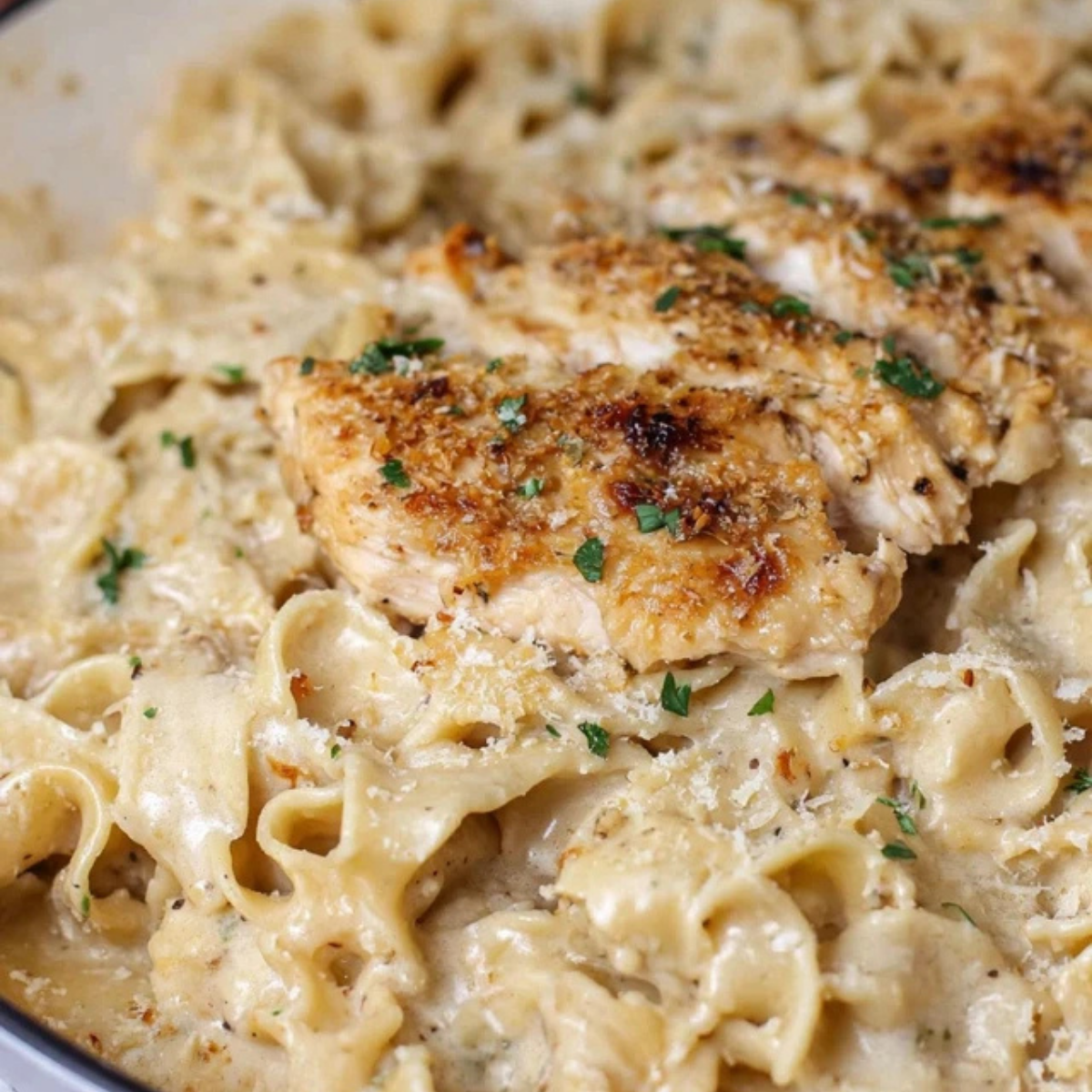 Chicken Garlic Parmesan Pasta