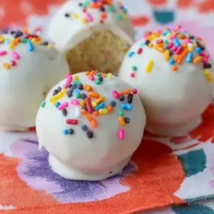 No-Bake Cake Batter Truffles