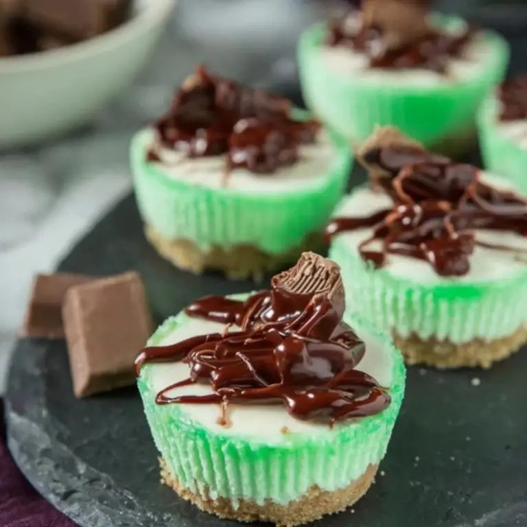 No Bake Mini Cheesecakes