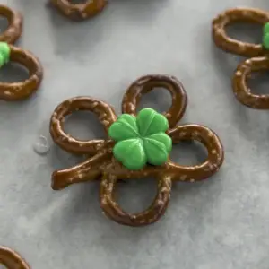 Shamrock Pretzels: Easy Festive Treat for St. Patrick’s Day