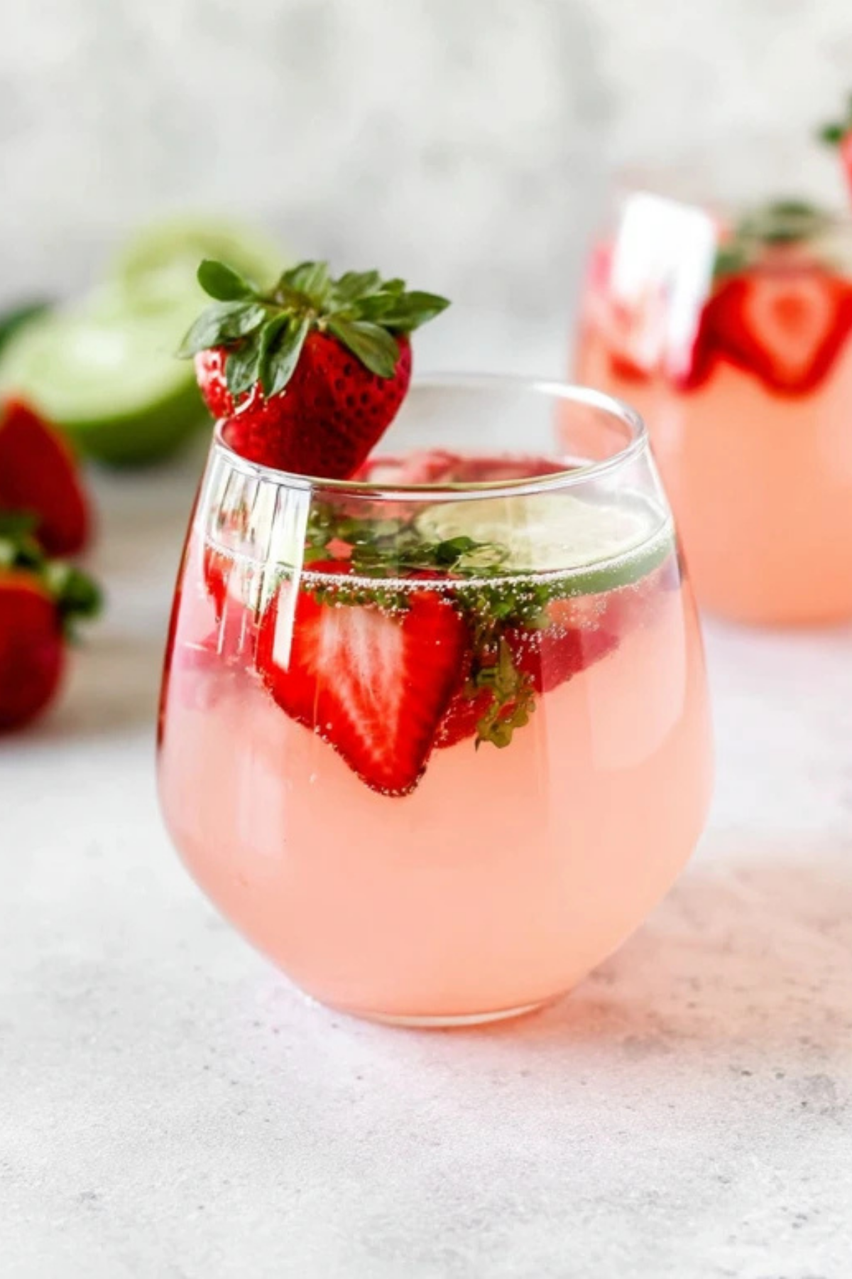 Healthy Strawberry Mocktail Spritzer