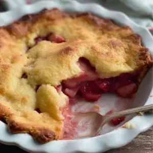 Keto Strawberry Rhubarb Pie