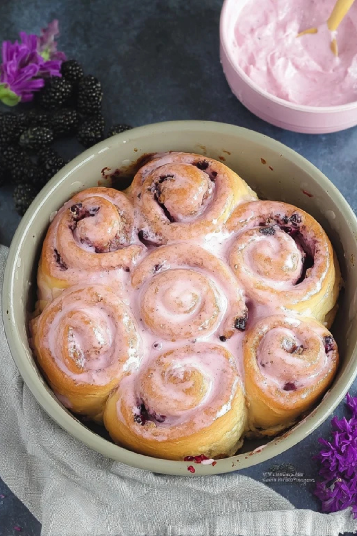 Mulberry Sweet Rolls