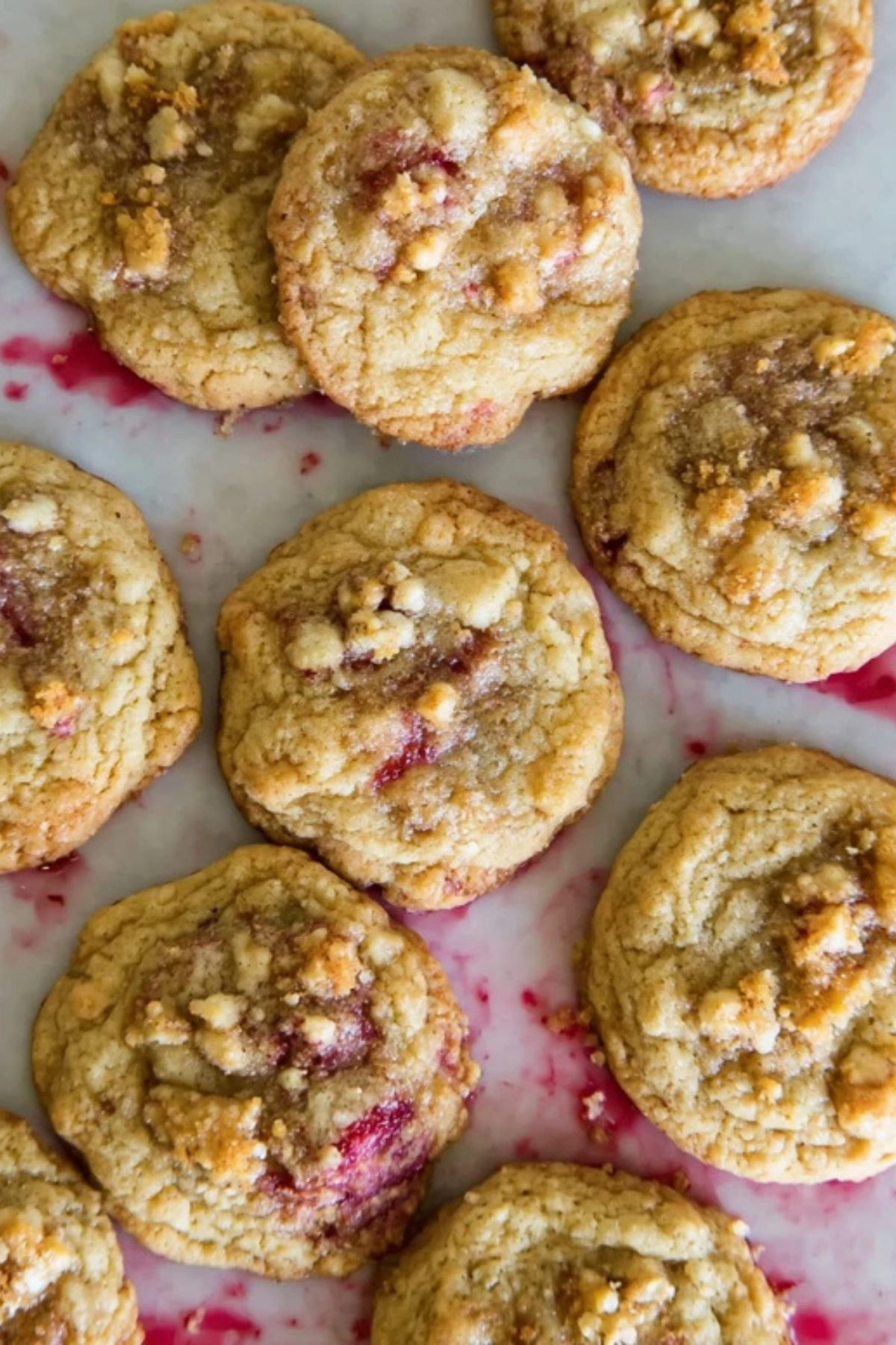 Roasted Rhubarb crumble cookies
