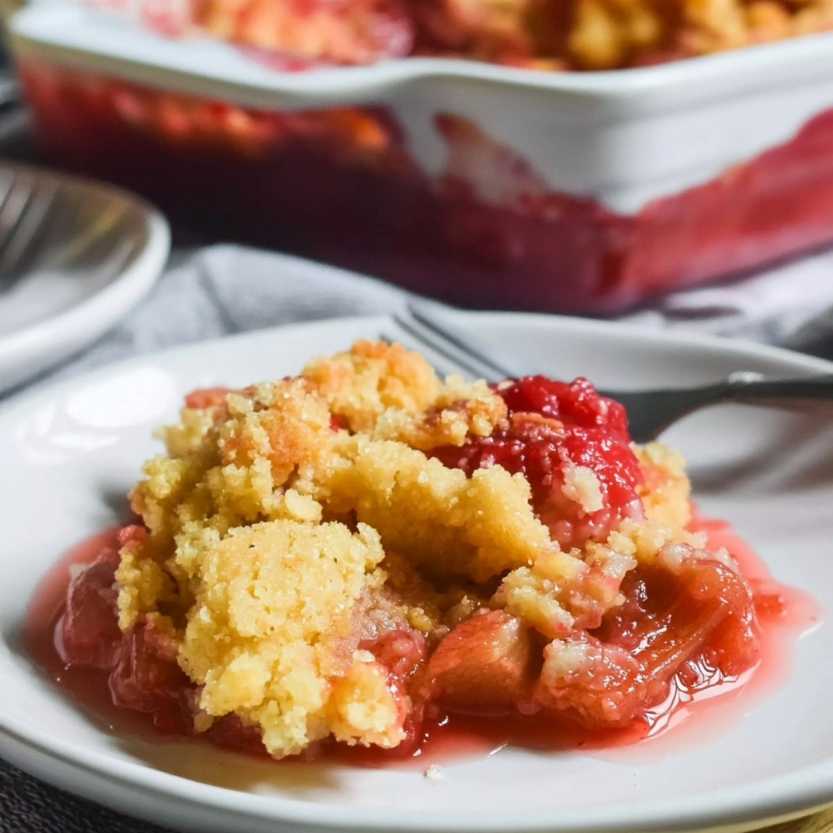 Rhubarb Dump Cak