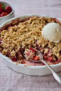 Sublime Strawberry Rhubarb Crisp