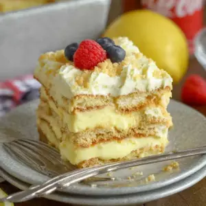 No Bake Lemon Icebox Cake