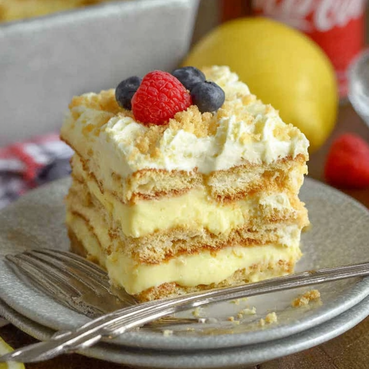No Bake Lemon Icebox Cake