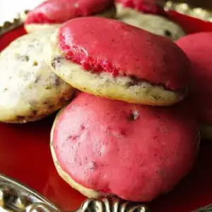 Raspberry Chocolate Chip Cookies