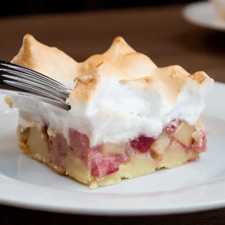 Rhubarb Meringue Bars