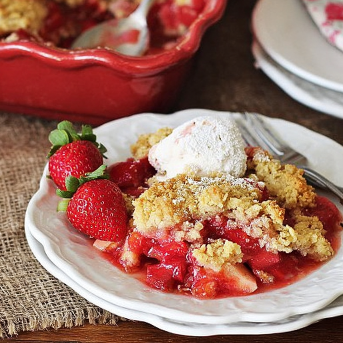 Strawberry Rhubarb Dump Cake