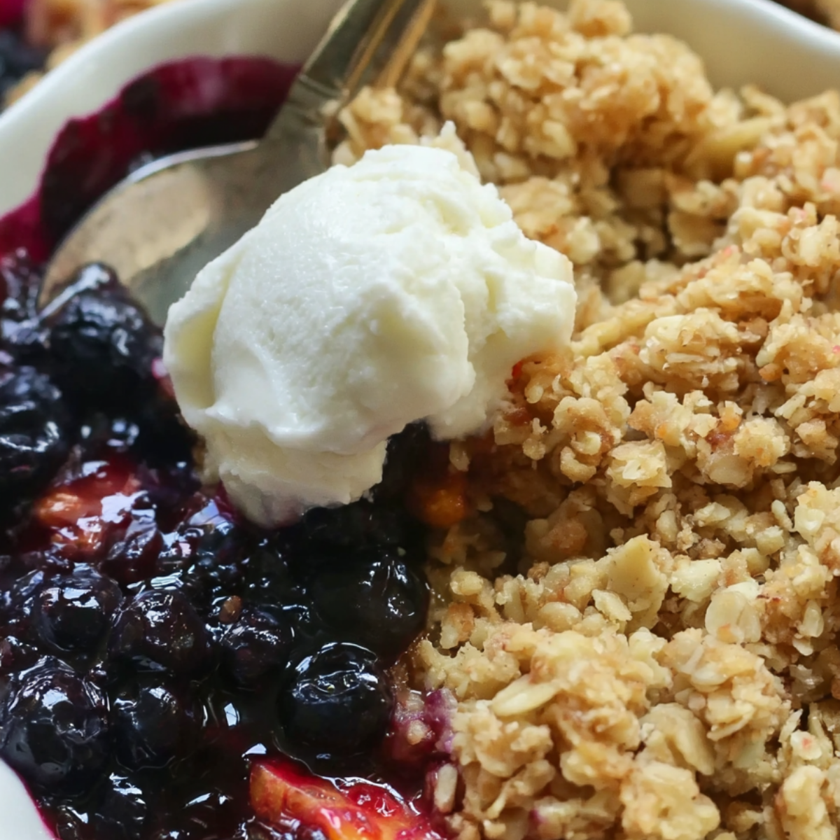 Blueberry Peach Crisp